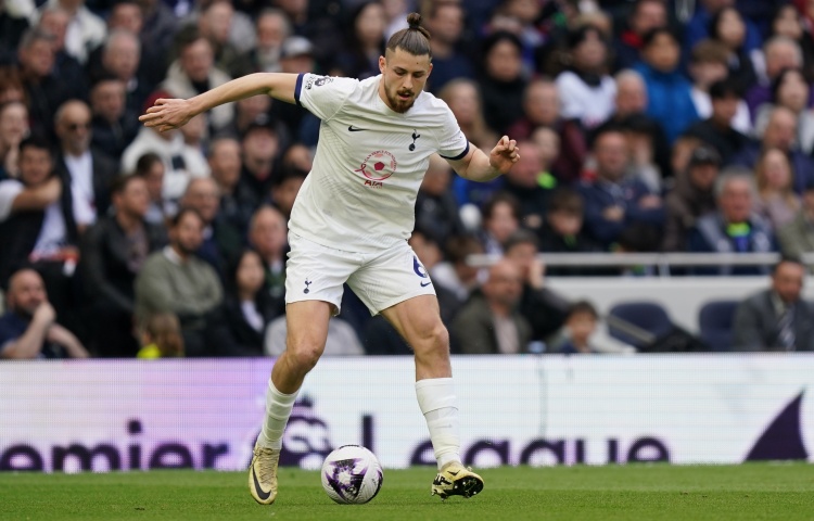 开云官方平台-迪马：不只有罗马有意德勒古欣，过去几小时莱比锡也采取了行动